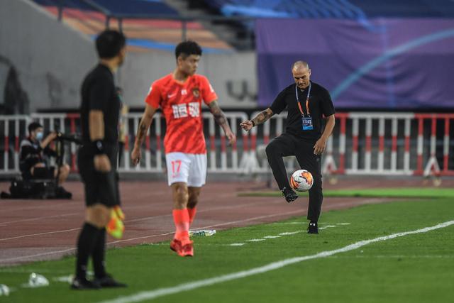 李可发声：申花遭遇严峻伤病潮，团队齐心协力重返胜利之路
